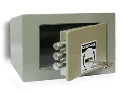 Рипост Спутник Р 01